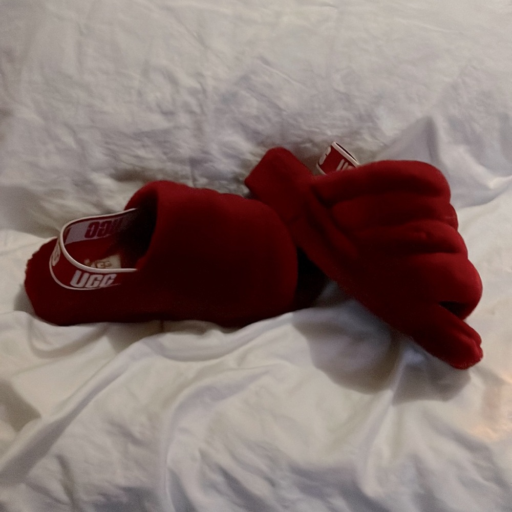 Ugg Fluff Yeah slides
